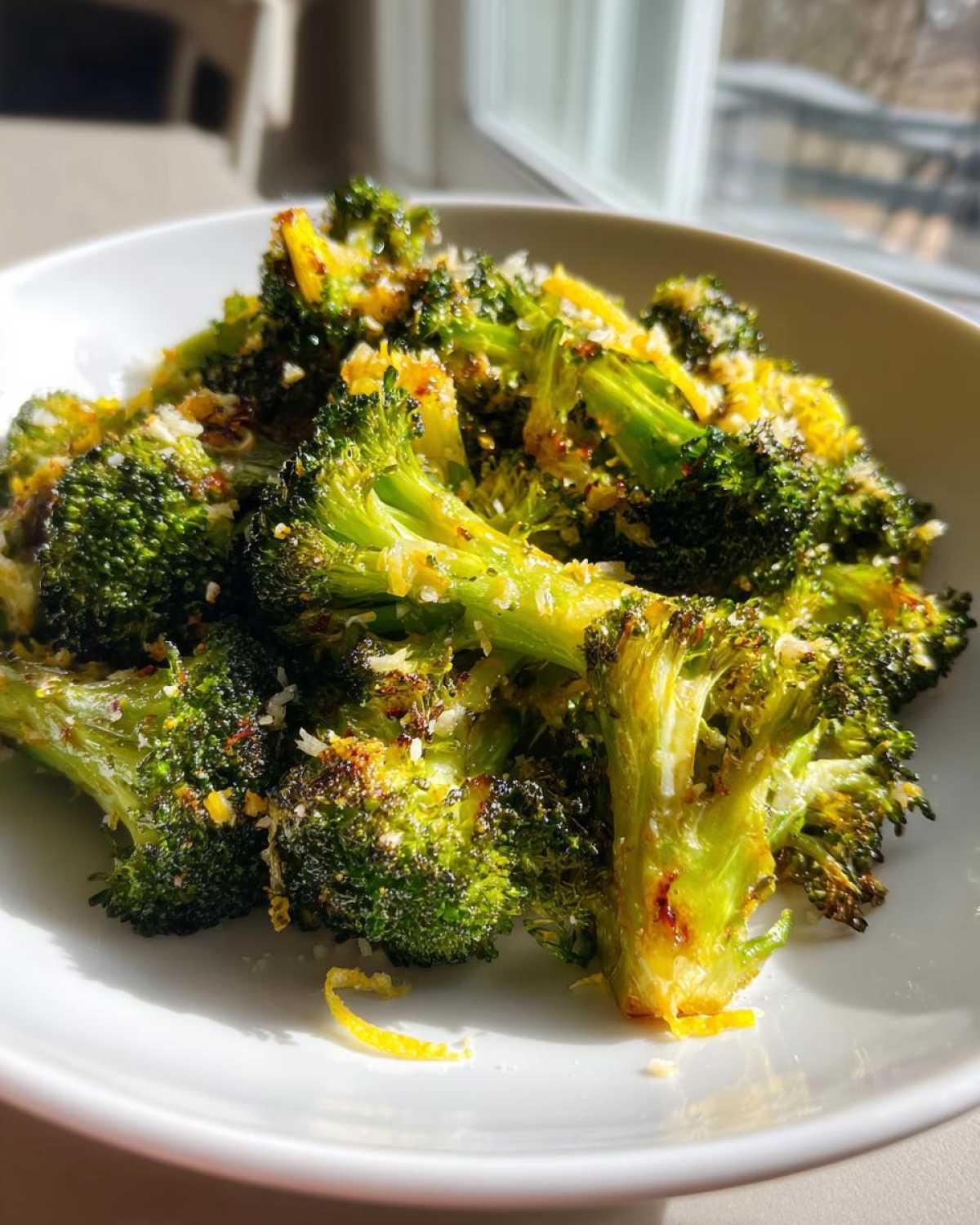 Lemon Parmesan Roasted Broccoli - detail 4