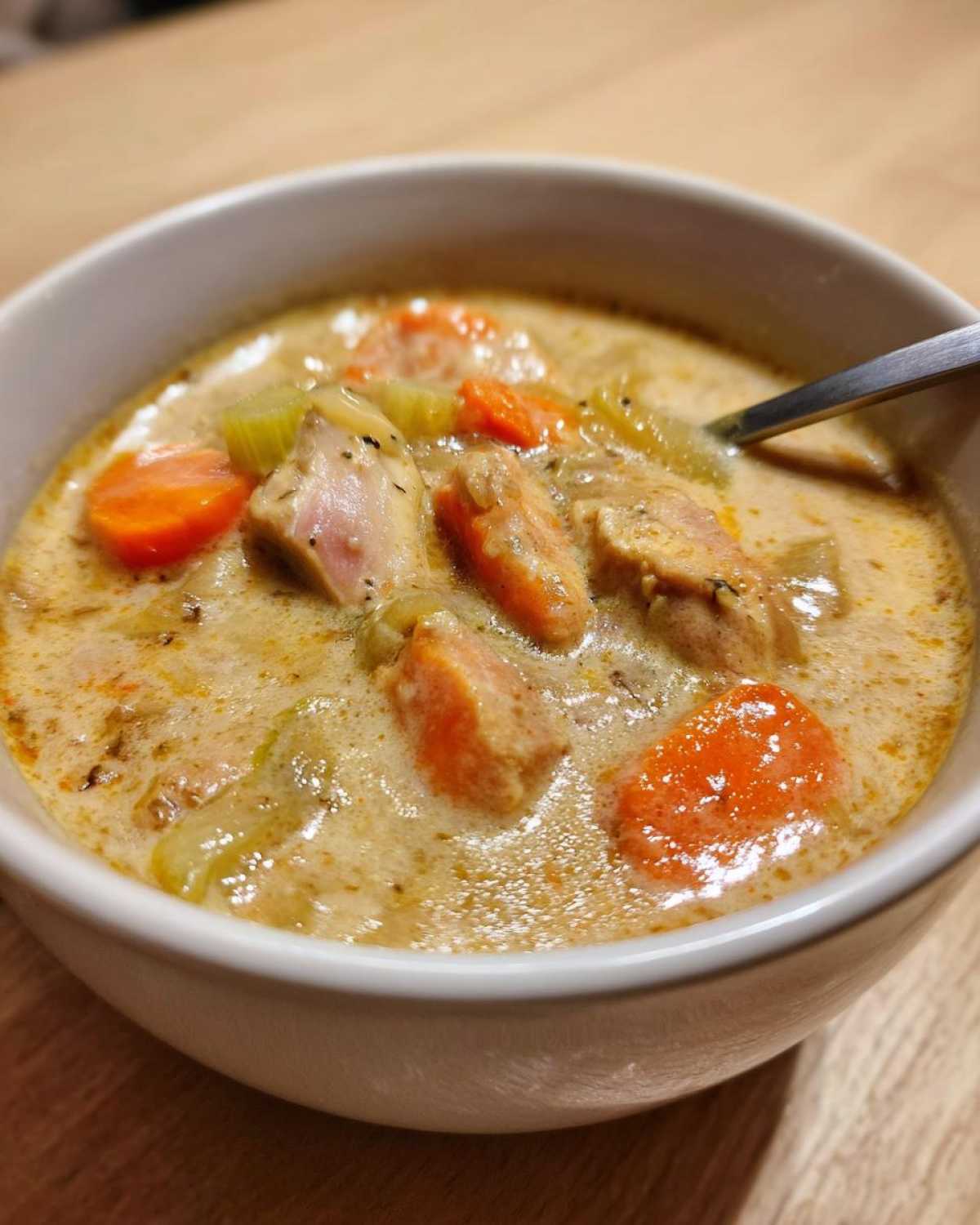 One-Pot Chicken Pot Pie Soup - detail 4