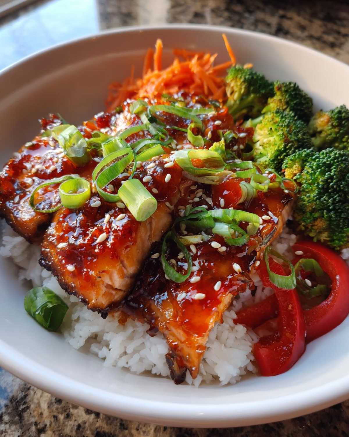 Sweet Chili Salmon Bowls - detail 4