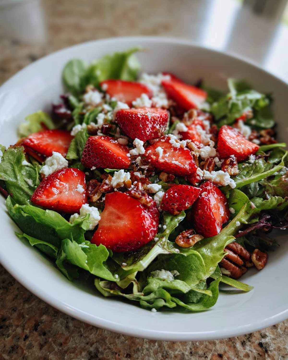 Spring Mix Salad with Strawberries and Goat Cheese - Other 4